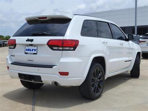 2017 Jeep Grand Cherokee Altitude