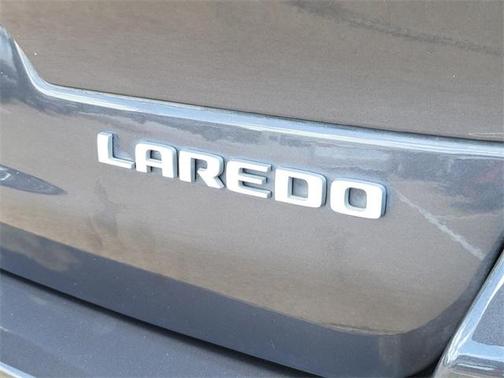 2024 Jeep Grand Cherokee L Laredo