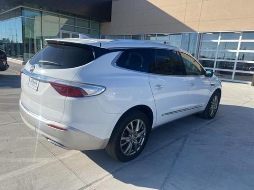 2022 Buick Enclave Premium