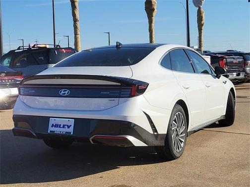 2026 Hyundai SONATA Hybrid SEL