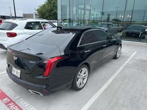 2021 Cadillac CT4 Luxury