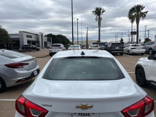 2019 Chevrolet Cruze LS