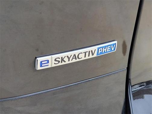 2024 Mazda CX-90 PHEV Premium Plus