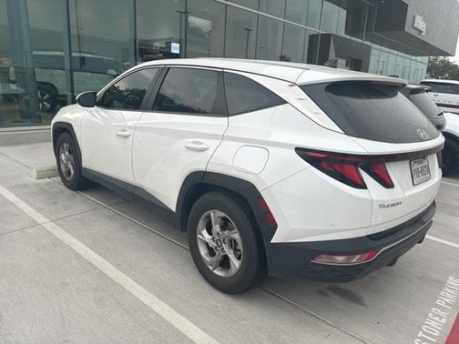 2022 Hyundai TUCSON SE