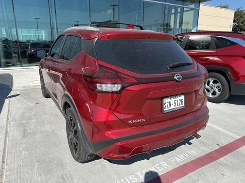 2023 Nissan Kicks SV