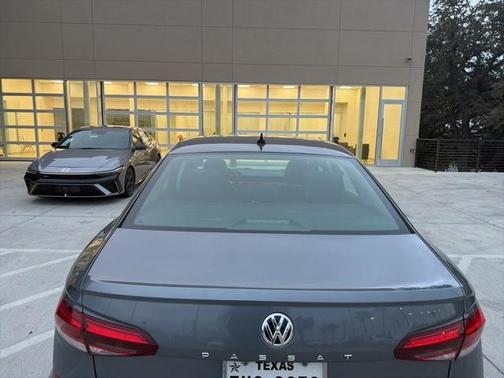 2021 Volkswagen Passat 2.0T SE