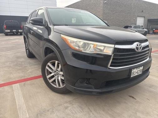 2016 Toyota Highlander LE