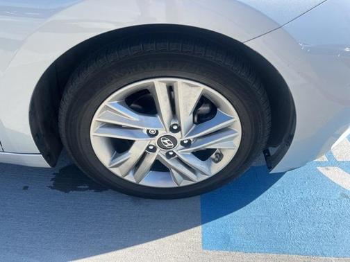 2019 Hyundai ELANTRA Value Edition