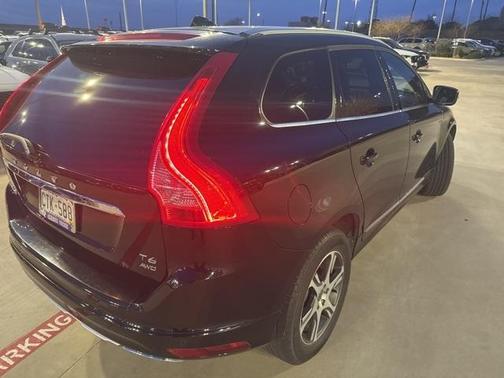 2015 Volvo XC60 T6 Platinum