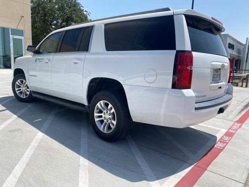 2017 Chevrolet Suburban LS