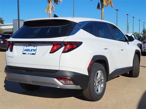2025 Hyundai TUCSON SE