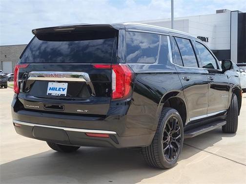 2022 GMC Yukon SLT