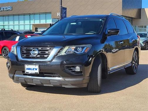2017 Nissan Pathfinder Platinum