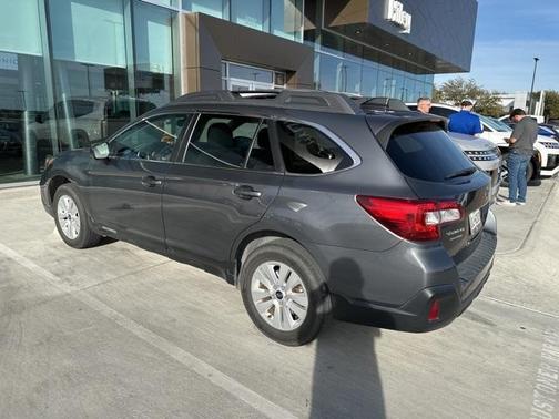 2018 Subaru Outback 2.5i Premium
