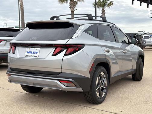 Shimmering Silver 2026 Hyundai TUCSON SEL
