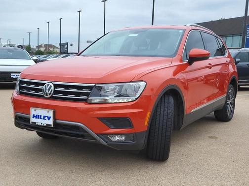 Habanero Orange Metallic 2018 Volkswagen Tiguan 2.0T SEL