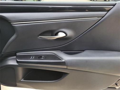 2021 Lexus ES 350 Base