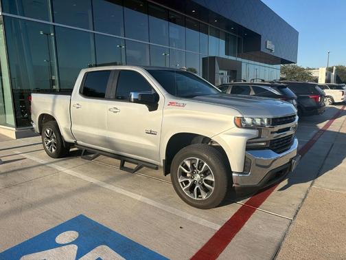 Silver Ice Metallic 2019 Chevrolet Silverado 1500 LT