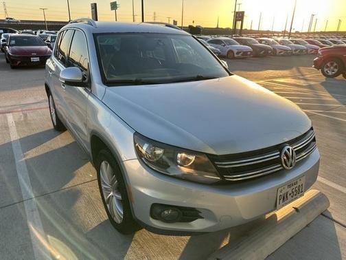 2012 Volkswagen Tiguan SE