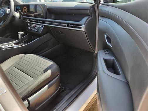 2025 Hyundai SANTA CRUZ SE