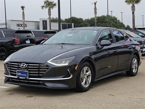 2022 Hyundai SONATA SE