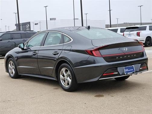 2022 Hyundai SONATA SE
