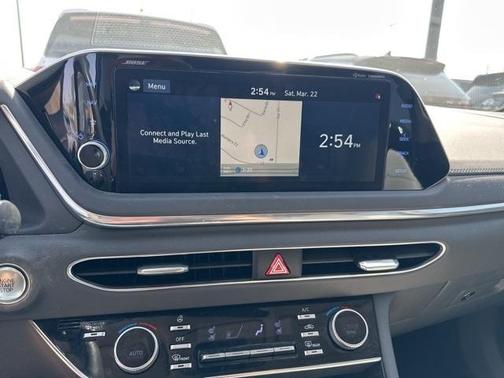 2021 Hyundai SONATA Hybrid Limited