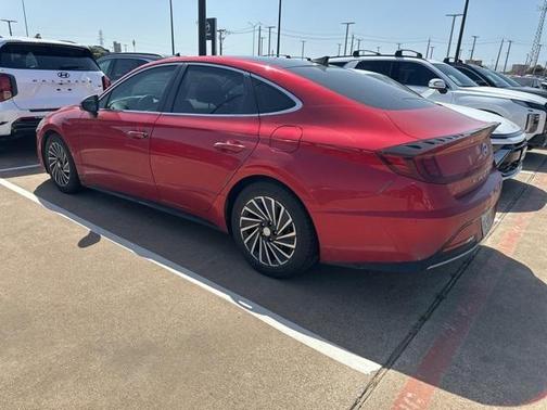 2021 Hyundai SONATA Hybrid Limited
