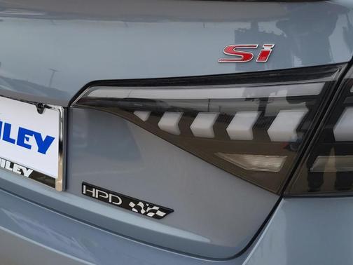 Sonic Gray Pearl 2024 Honda Civic Si Base