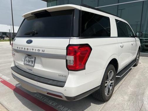 2022 Ford Expedition Max XLT