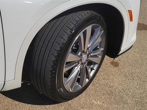 2022 Cadillac XT6 Premium Luxury FWD