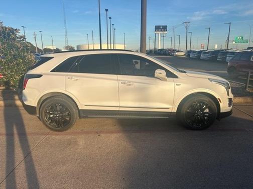 2023 Cadillac XT5 Sport