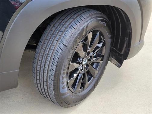 2025 Mazda CX-50 2.5 S Preferred Package