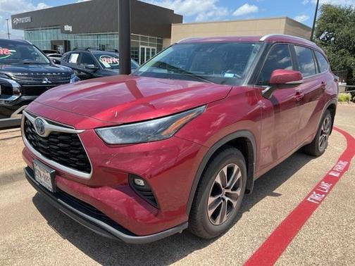 2023 Toyota Highlander Hybrid XLE
