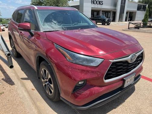 2023 Toyota Highlander Hybrid XLE