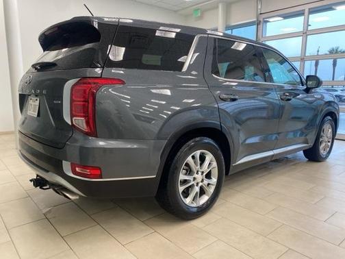 2022 Hyundai PALISADE SE