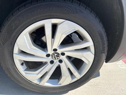 2021 Volkswagen Atlas 3.6 V6 SE w/ Technology