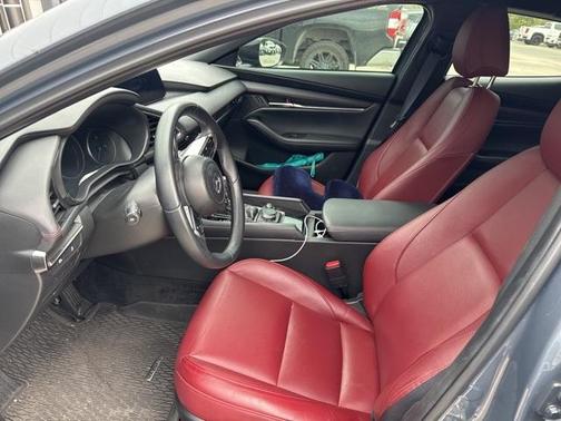 2024 Mazda Mazda3 2.5 S Carbon Edition
