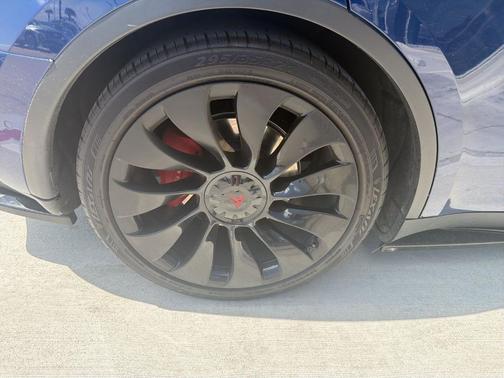 Blue 2021 Tesla Model Y Performance