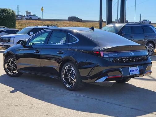 Black 2026 Hyundai SONATA SEL Sport