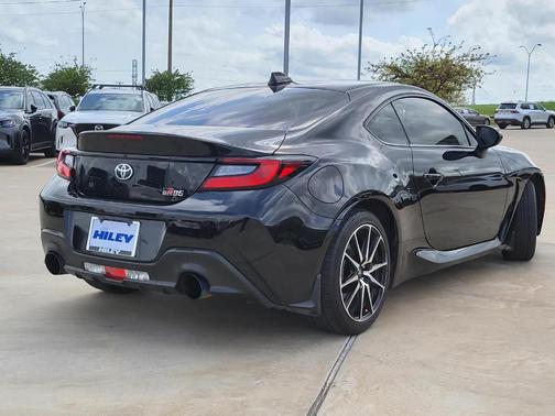 2023 Toyota GR86 Base