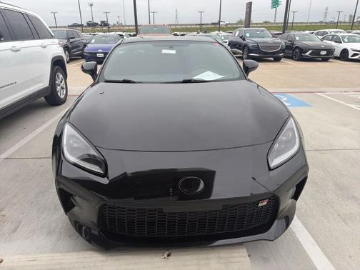 Raven Black 2023 Toyota GR86 Base