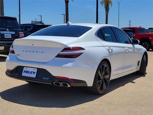 2023 Genesis G70 2.0T