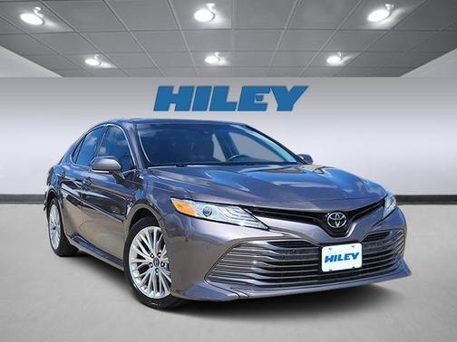 2018 Toyota Camry XLE