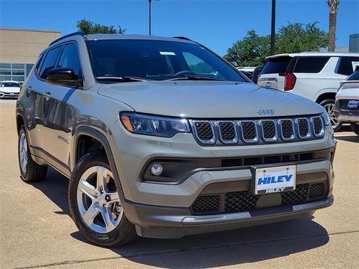 2023 Jeep Compass Latitude