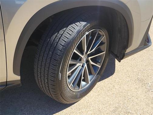 2024 Lexus NX 350h Premium