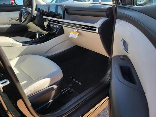 Phantom Black 2026 Hyundai TUCSON SEL