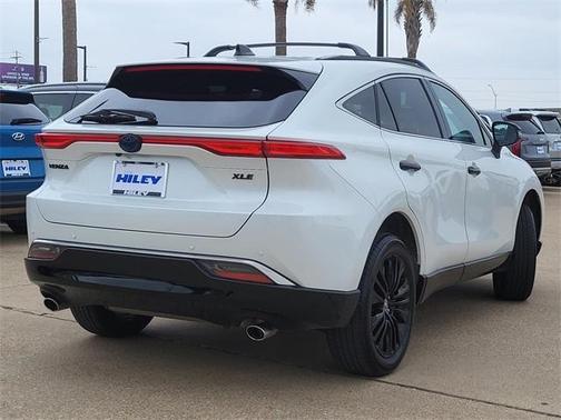 2024 Toyota Venza Nightshade