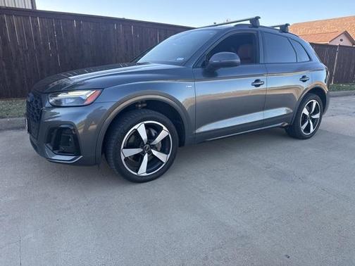 2022 Audi Q5 45 S line quattro Premium