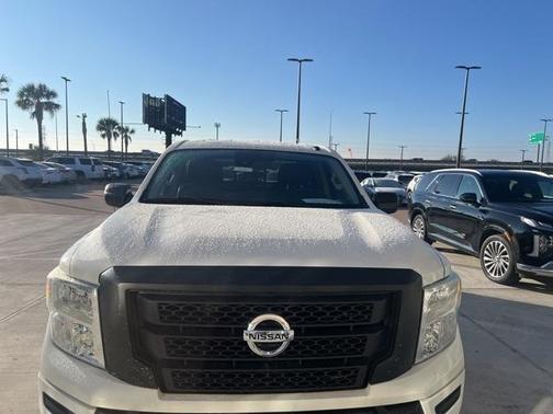 2021 Nissan Titan S